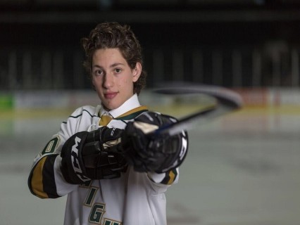 Il sedicenne Antonio Stranges: nuova promessa dell’hockey canadese