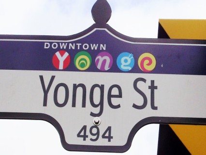 Yonge Street: il cuore della metropoli canadese